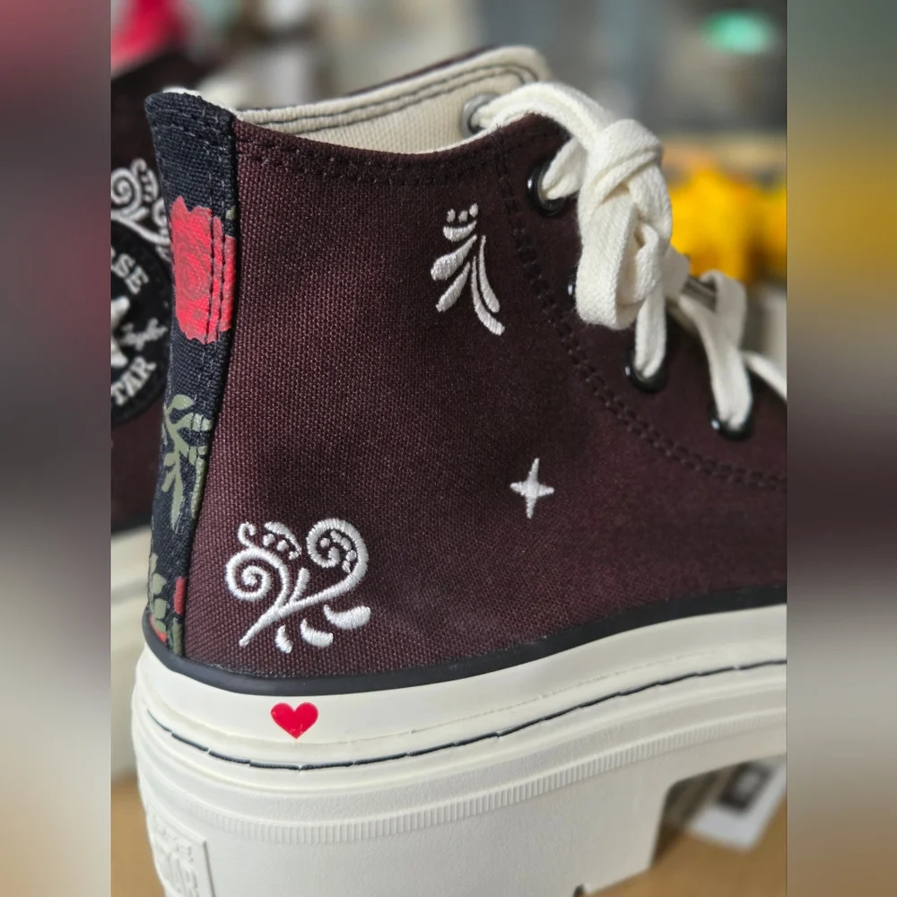 NIB Custom Chuck Taylor All Star Lugged Heel Platform